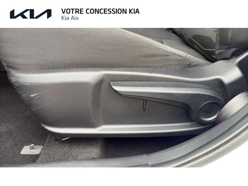 agency.seo.links.detann.title KIA Cee'd d’occasion à vendre à AIX-EN-PROVENCE chez CARAUTO SERVICES (Photo 16)