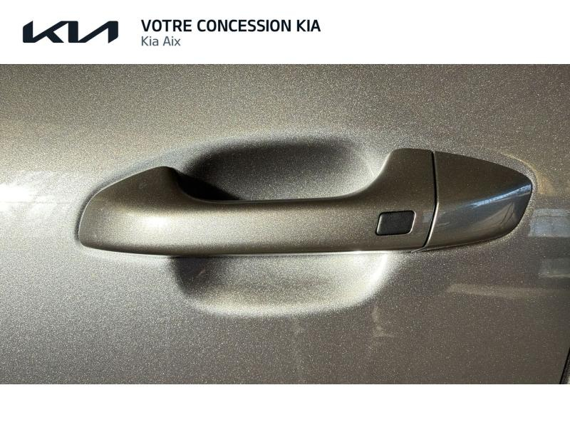 KIA Stonic d’occasion à vendre à AIX-EN-PROVENCE chez CARAUTO SERVICES (Photo 13)