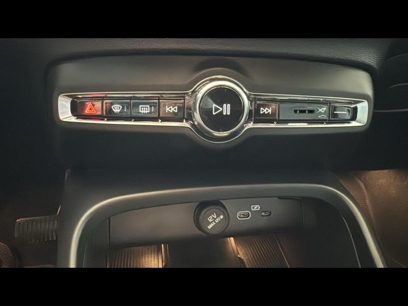 VOLVO C40 d’occasion à vendre à AIX-EN-PROVENCE chez CARAUTO SERVICES (Photo 16)