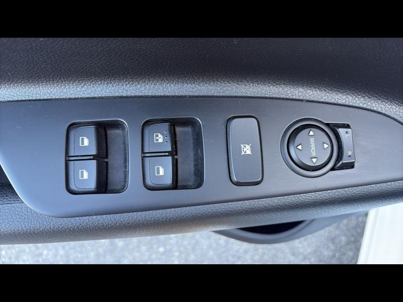 KIA Rio d’occasion à vendre à AIX-EN-PROVENCE chez CARAUTO SERVICES (Photo 15)